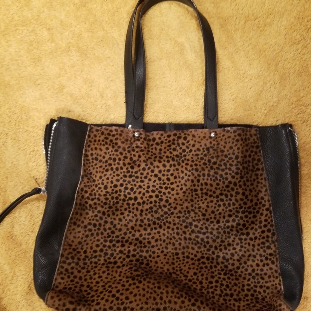 Sanctuary tote